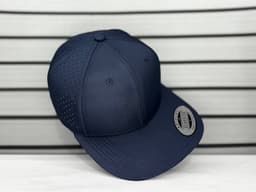 gorra snapback negra